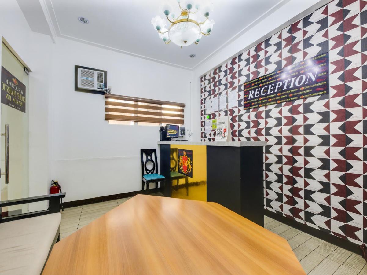 Oyo 895 Golden Majestic Pension Inn Манила Екстериор снимка